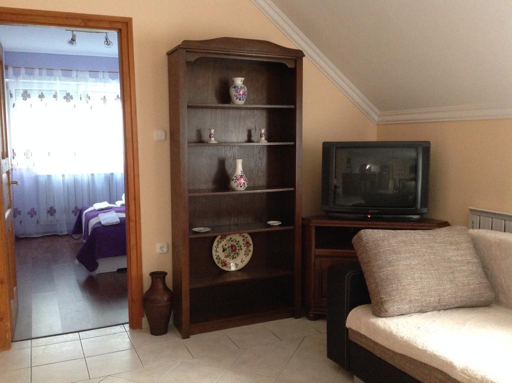 Attila Apartmanház Heviz Quarto foto