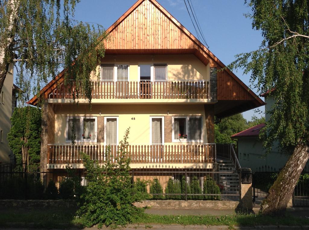 Attila Apartmanház Heviz Exterior foto