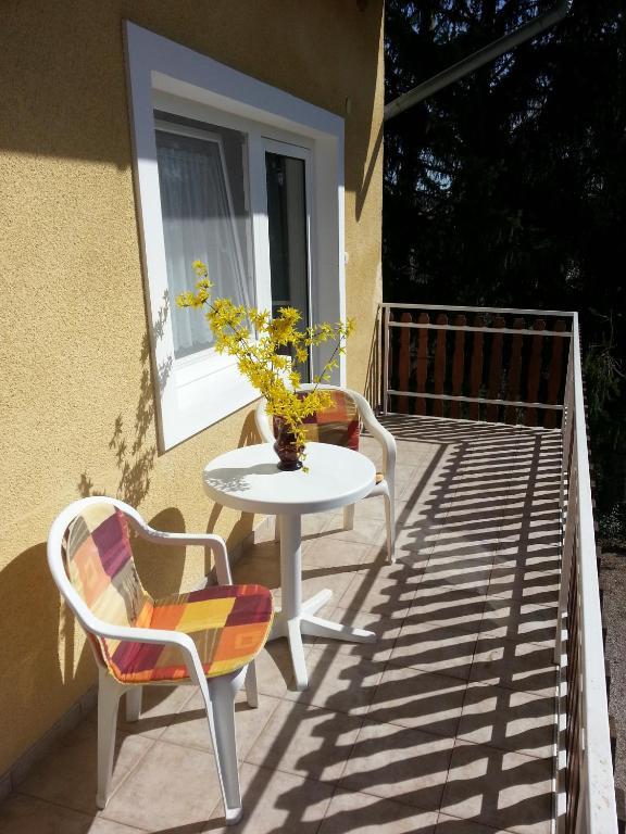 Attila Apartmanház Heviz Quarto foto